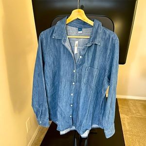 NWT Old Navy Womens Chambray Shirt XL